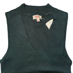 NWT Ambiance Green Cut-Out Neck Sleeveless Top